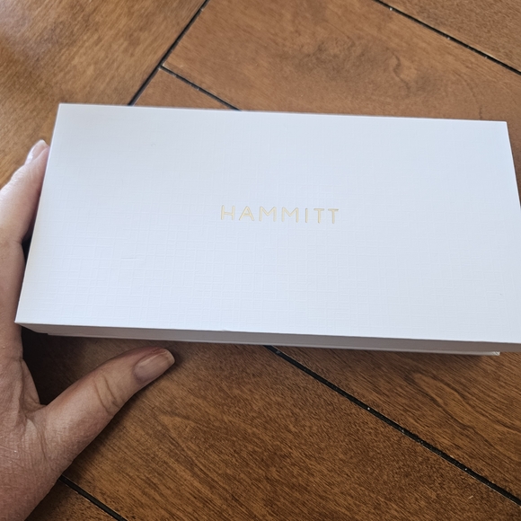 Hammitt Black 110 NORTH Wallet - Picture 5 of 6